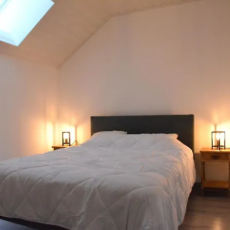 Railway In Ardennes بيت للعطل