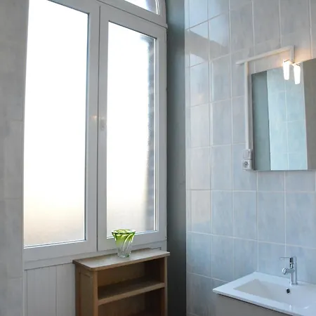 Railway In Ardennes بيت للعطل